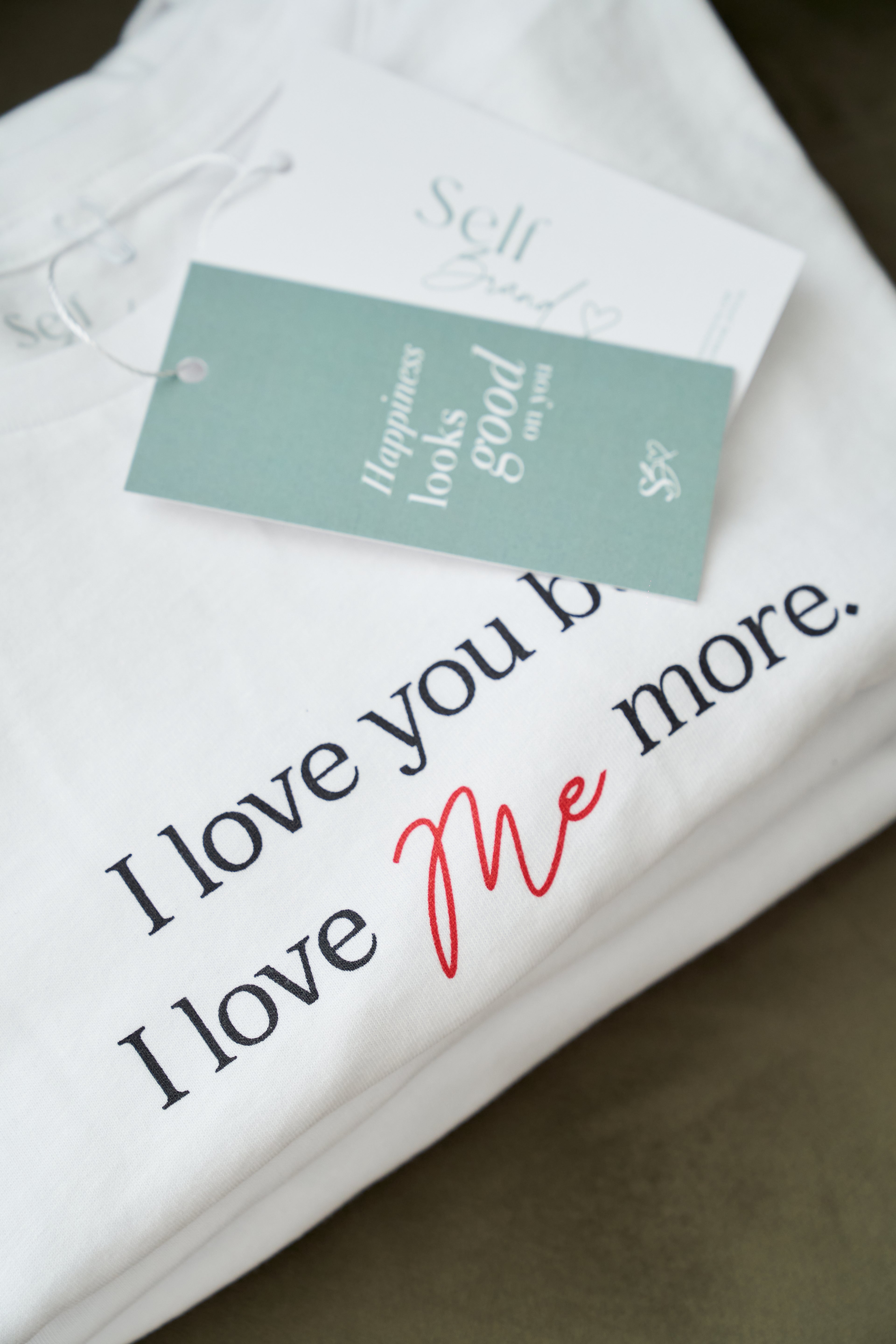 “I love you but I love me more” T-shirt in White