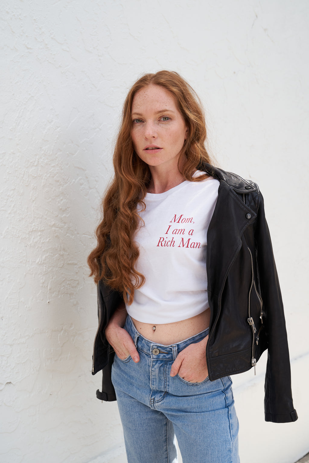 “Mom, I am a rich man” T-shirt in White